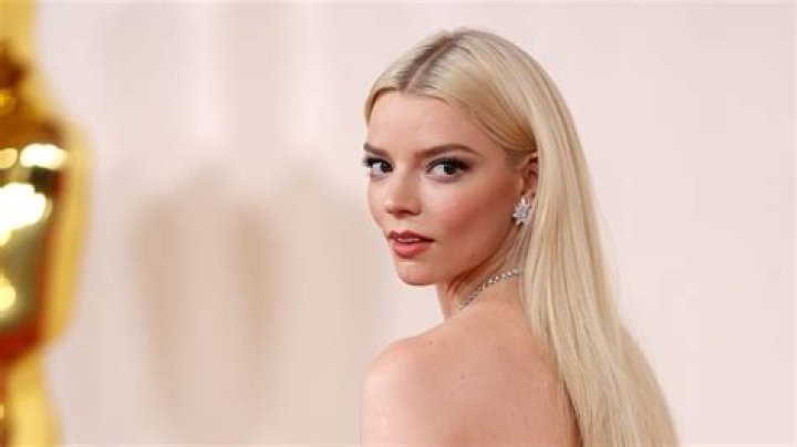 Discoveries & Details: Anya Taylor-Joy News & Fan Content
