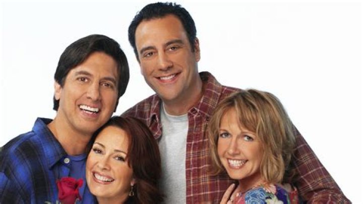 Everybody Loves Raymond: Cast & Characters Guide - Get the Inside Scoop!