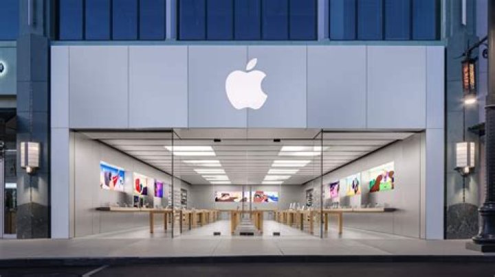 Find Apple Stores Near You: Hours, Events, and More!