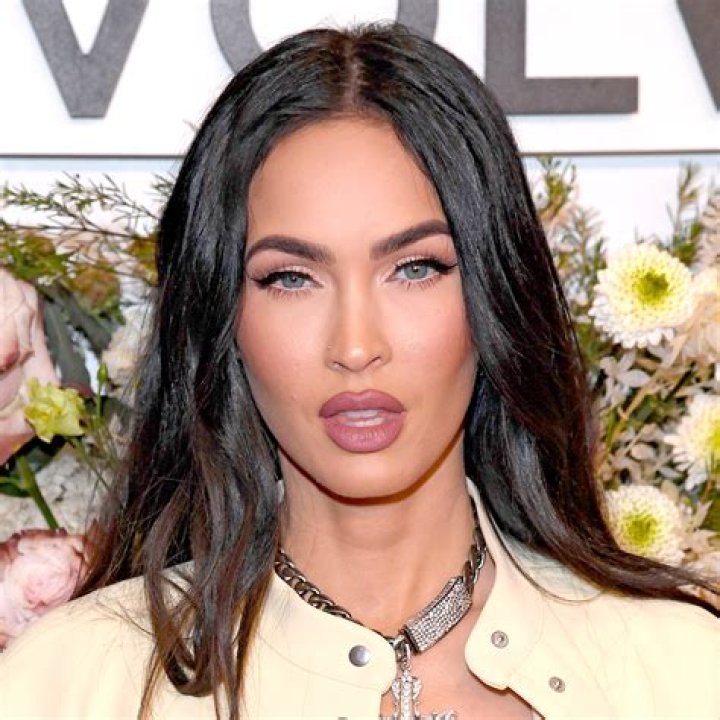 Megan Fox Erotic Content on Erome: Photos & Videos Await!