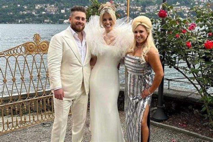 Theresa Caputo's Family Life: Larry Jr., Victoria & More!