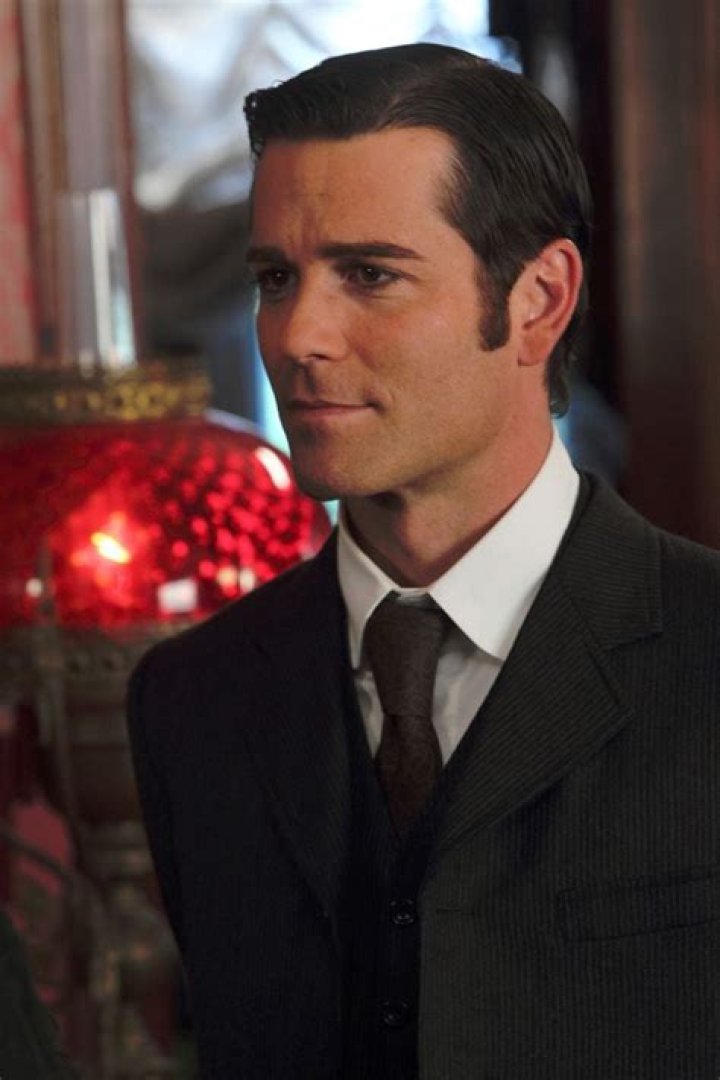 Yannick Bisson: Murdoch Mysteries Star & Beyond!
